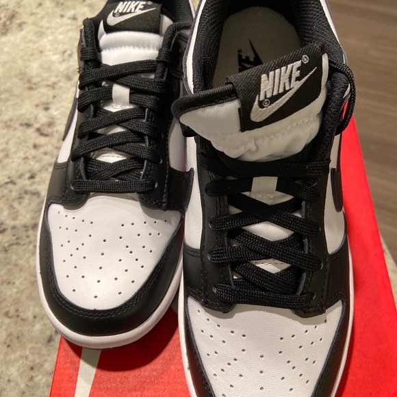 Nike Dunk Low size 7.5 main image 6